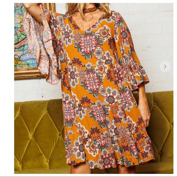 13 Boho Fabulous Paisley Pattern V-Neck Tiered Dress - Picture 8 of 9